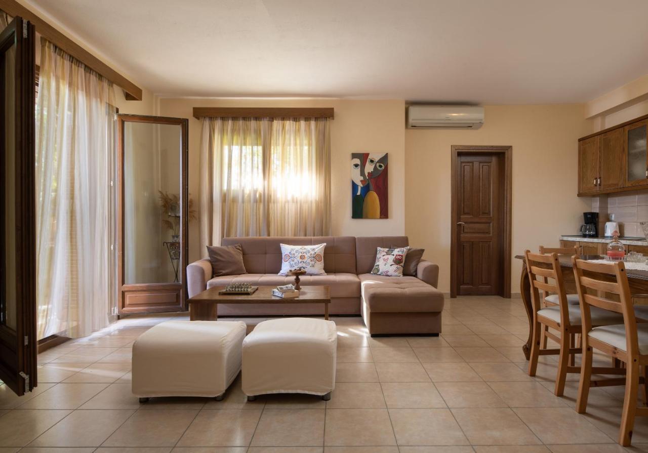 אגיוס ניקולאוס Vetrinos Apartments מראה חיצוני תמונה